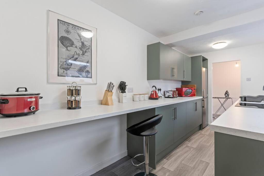 Elton House - Prime Location - Free Parking, Fast Wifi And Smart Tv By Yoko Property Redcar Dış mekan fotoğraf